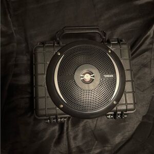 Waterproof Bluetooth speaker